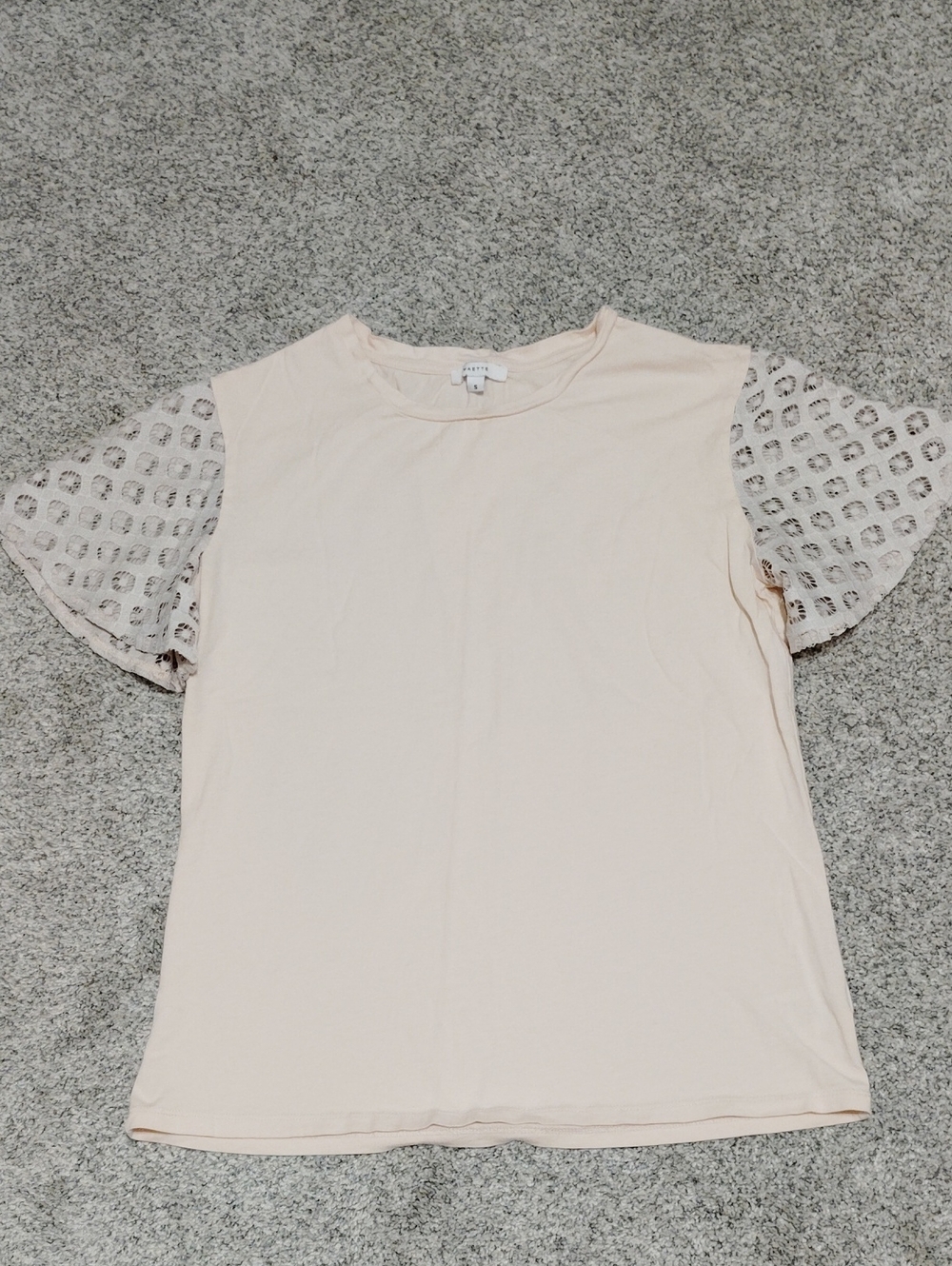 Short Sleeve Lace Flutter Tee in Light Blush